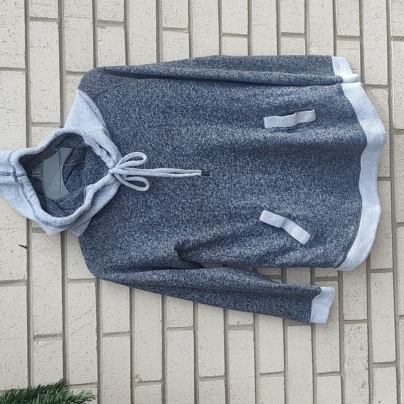 Gray Hoodie - Picture 3 of 9